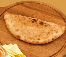 Кальцоне копченый лосось