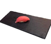 Суши с тунцом