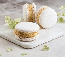Бри с грецким орехом