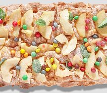 Сладкая с печеными яблоками и кленовым сиропом