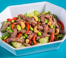 Тайский салат с говядиной и бобами