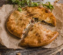 Пирог со шпинатом и сыром