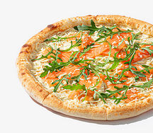 Пицца с лососем и сливочным соусом