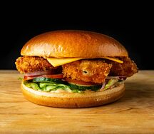 Бургер с креветками