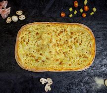 Курица с ананасами полметра