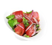 Салат из спелых помидор