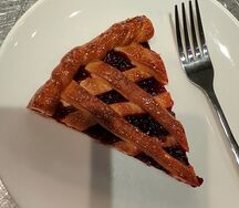 Пирог с брусникой