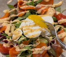 Салат с красной рыбой