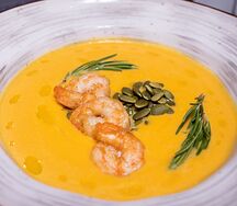 Тыквенный суп с креветками