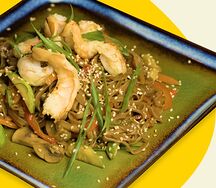 Wok с креветками