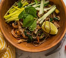 Wok с морепродуктами