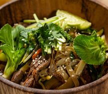 Wok с мраморной говядиной