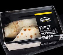 Рулет из омлета с ветчиной и сыром