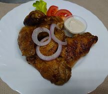 Крылья куриные с соусом
