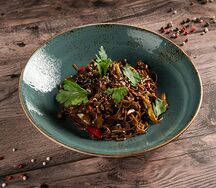 Гречневая лапша с овощами