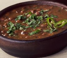 Лобио на кеци с грудинкой и беконом