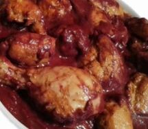 Цыпленок, томленный в печи с соусом из ежевики