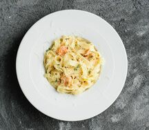 Феттуччине с курицей и грибами