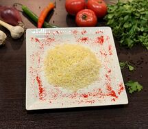Рис отварной с чесночным и соевым соусами