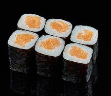 Маки-роллы Лосось