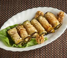 Рулетики из баклажанов