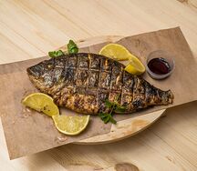 Дорадо на мангале