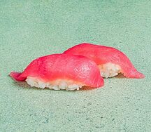 Нигири с тунцом