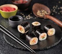 Ролл Сяке-спайси