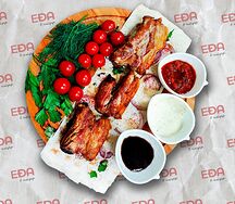 Cвинoй шашлык из ребер