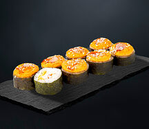 Запеченный ролл с курицей