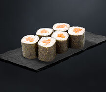 Мини-ролл с лососем