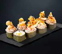 Запеченный ролл с креветкой