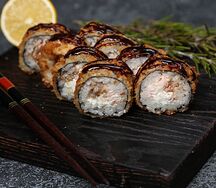 Горячий ролл с угрем