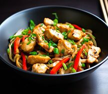 Вок с курицей