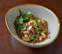 Жареный рис с курицей