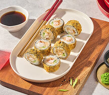 Ролл с кальмаром и креветкой в остром соусе