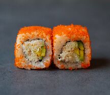 Калифорния с крабом