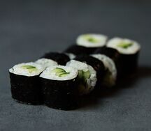 Мини-ролл с огурцом