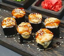 Ролл Угорь запеченный