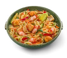 Лапша рамен с цыпленком и креветкой