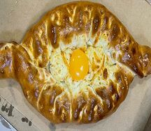 Хачапури по-аджарски