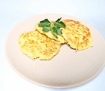 Драники картофельные со сметаной