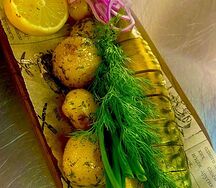 Скумбрия холодного копчения с картофелем