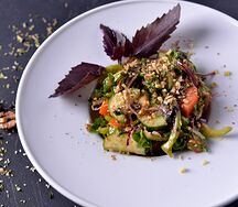 Салат из свежих овощей по-грузински