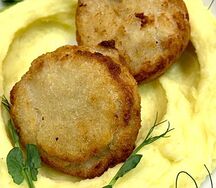 Куриные котлетки с картофельным пюре