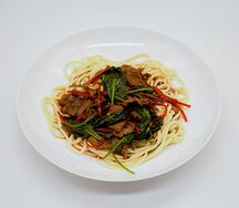 Лагман из шпината palek