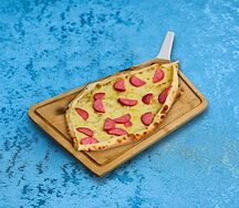 Kaşarlı Sosisli Pide