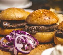 Mini steak burger