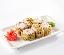 Темпура роллы с креветкой и соусом лава