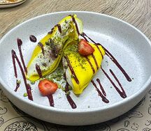 Yumcha Pistacho Strawberry